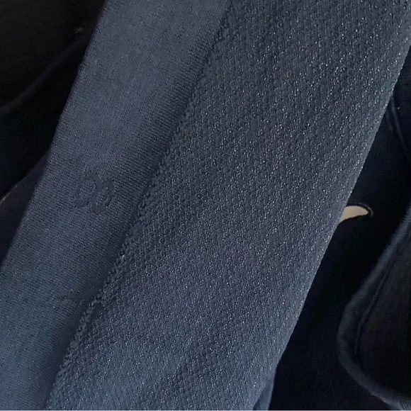 Lululemon tank top - Picture 4 of 5